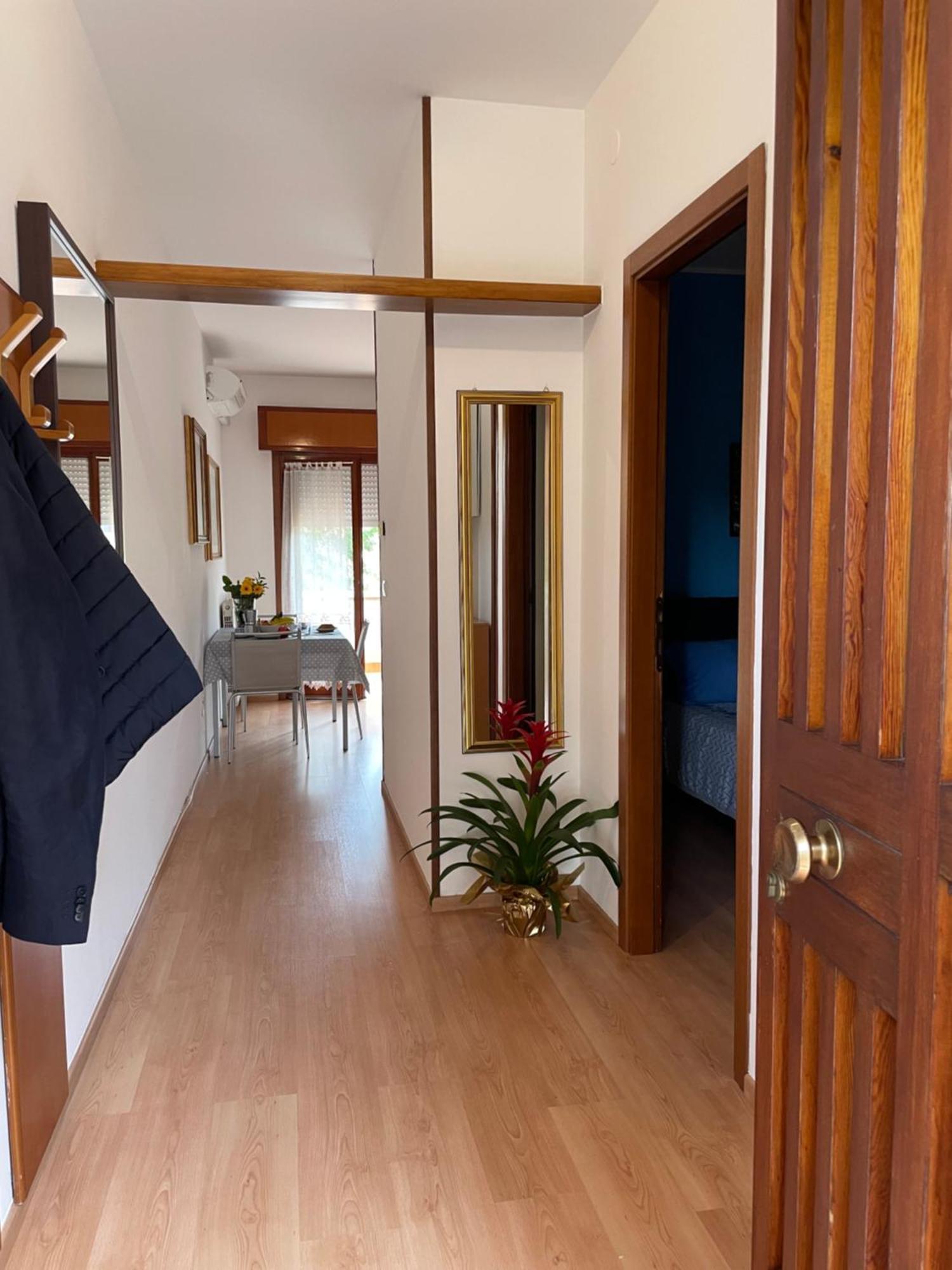 Nico'S Apartment Peschiera del Garda Ngoại thất bức ảnh